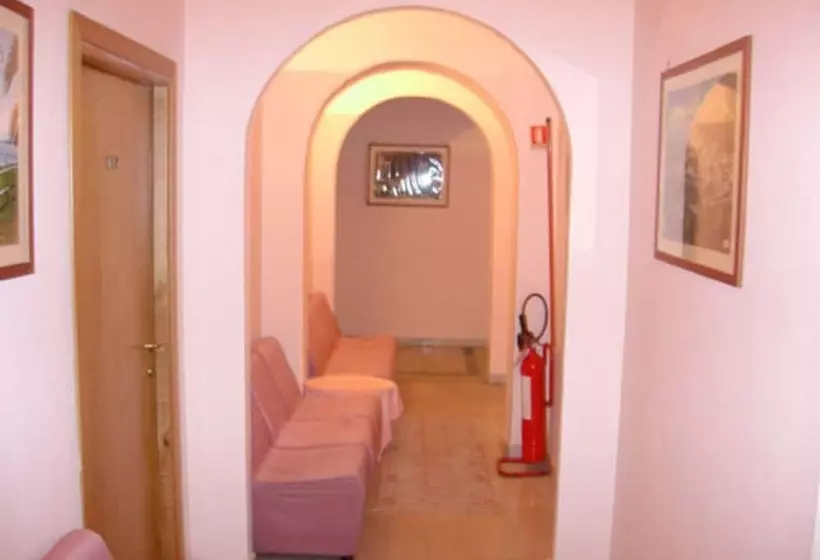 ベッドアンドブレックファースト Albergo Bellavista