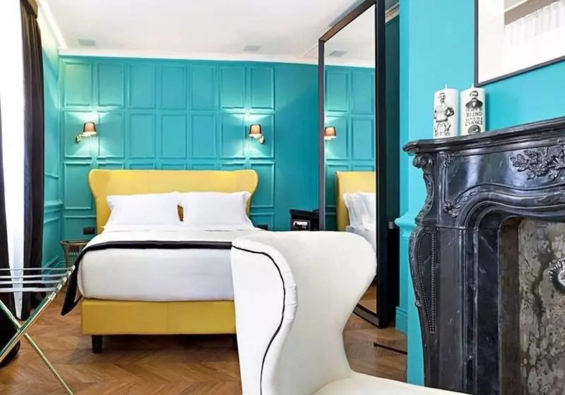 مسافرخانه The Corner Roma