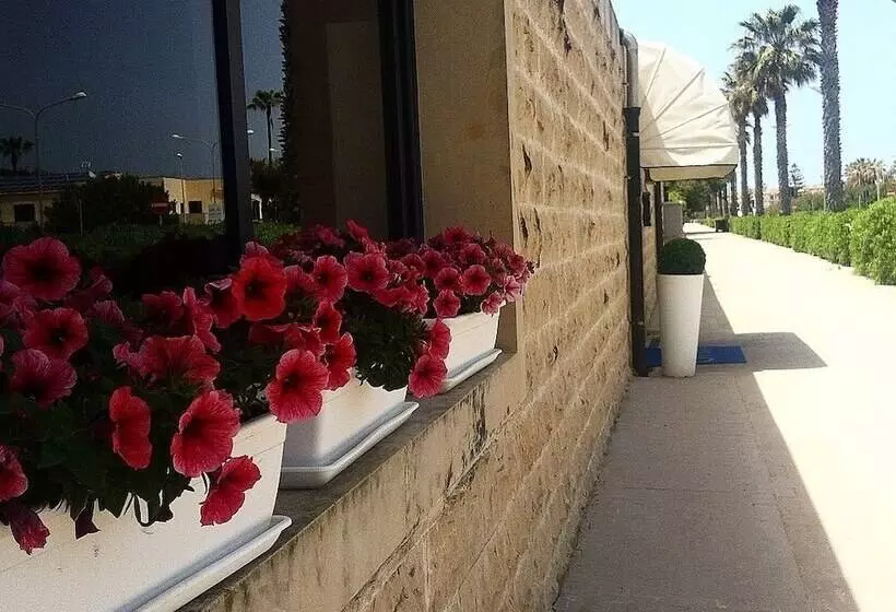 Отель Aria Di Mare