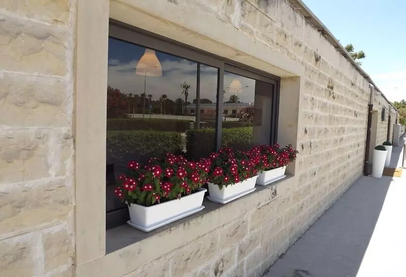 Отель Aria Di Mare