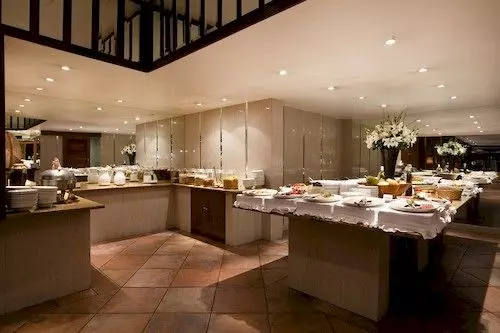 Sierra Burgers Park Hotel