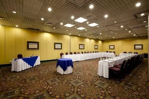 Sierra Burgers Park Hotel