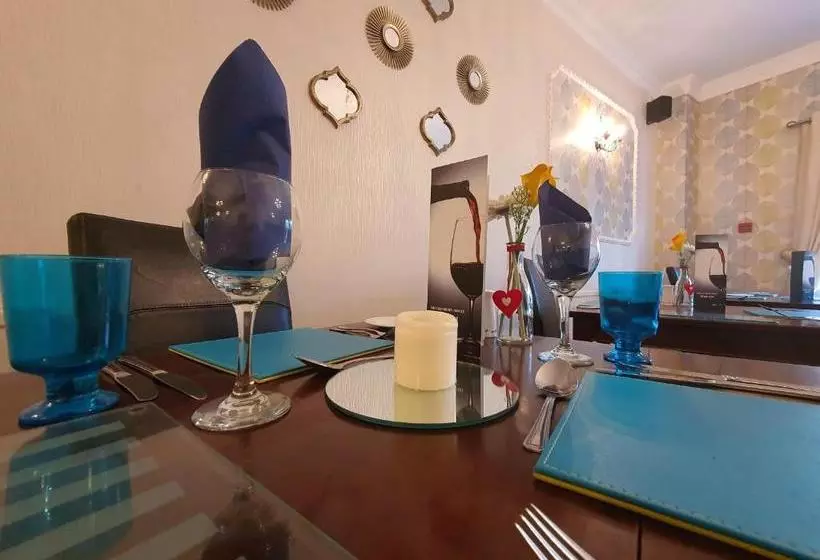 Hotel Glenburn Guest House