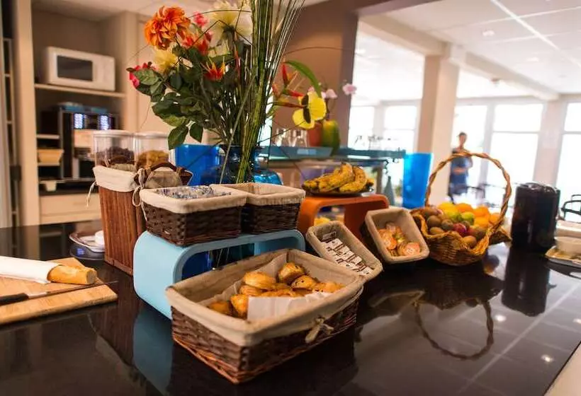 هتل Hôtel Select Réunion