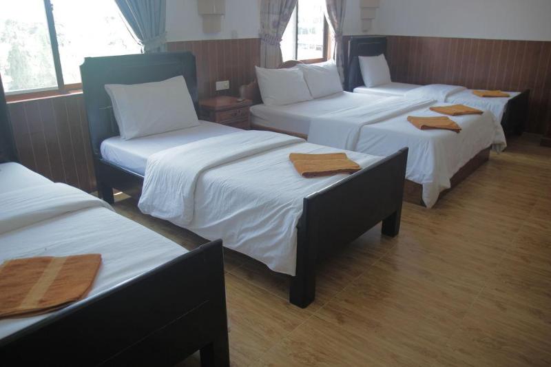 هتل Jasmine Lodge