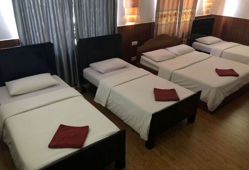 هتل Jasmine Lodge