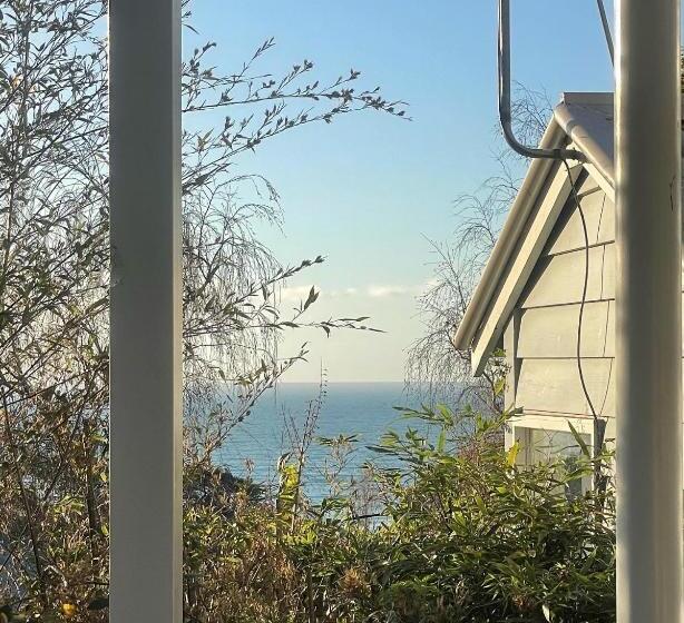 בית מלון כפרי La Perouse Lorne