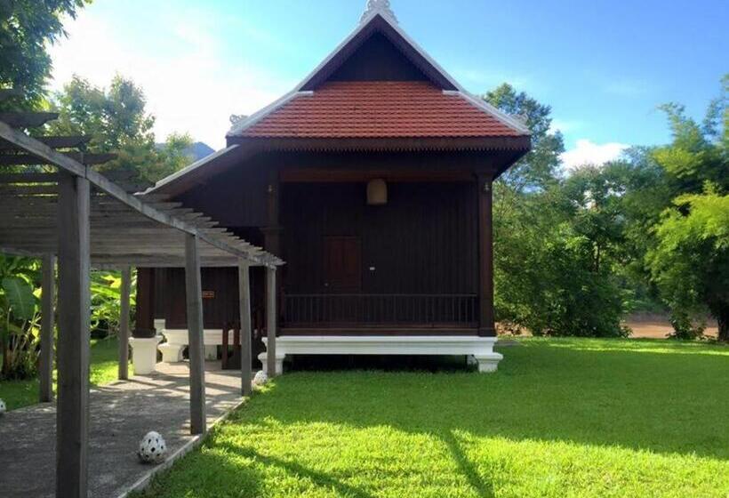 Nam Ou Riverside Hotel & Resort