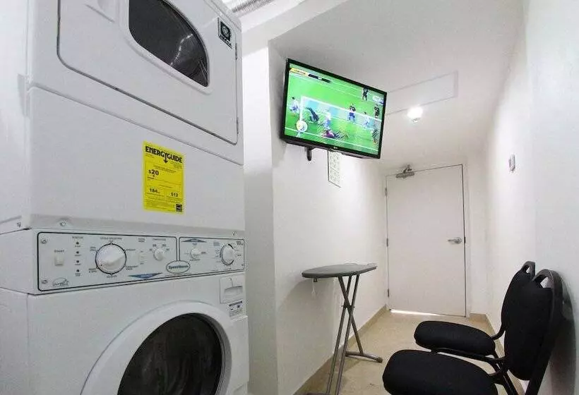 Отель One Ciudad De Mexico Alameda