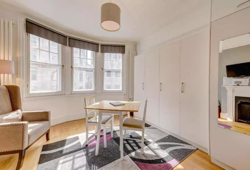 فندق Protem Cannon Street