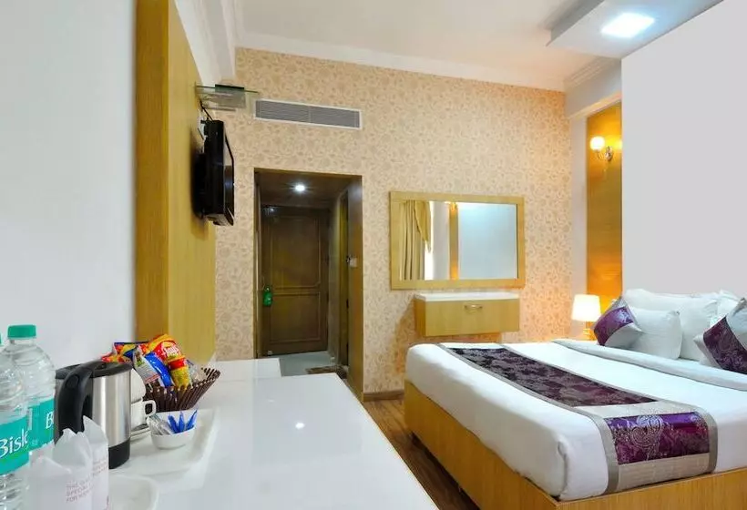 هتل Solitaire Chandigarh