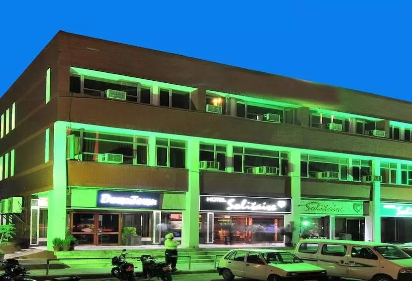 هتل Solitaire Chandigarh
