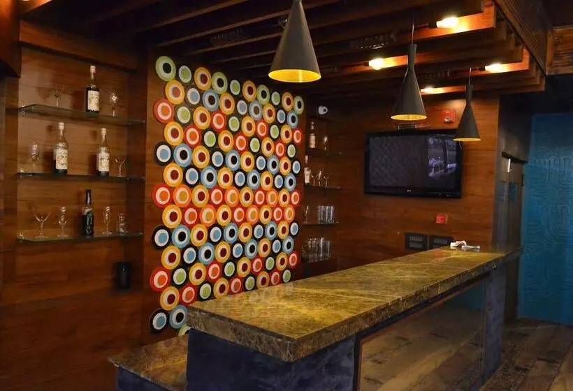 هتل Solitaire Chandigarh