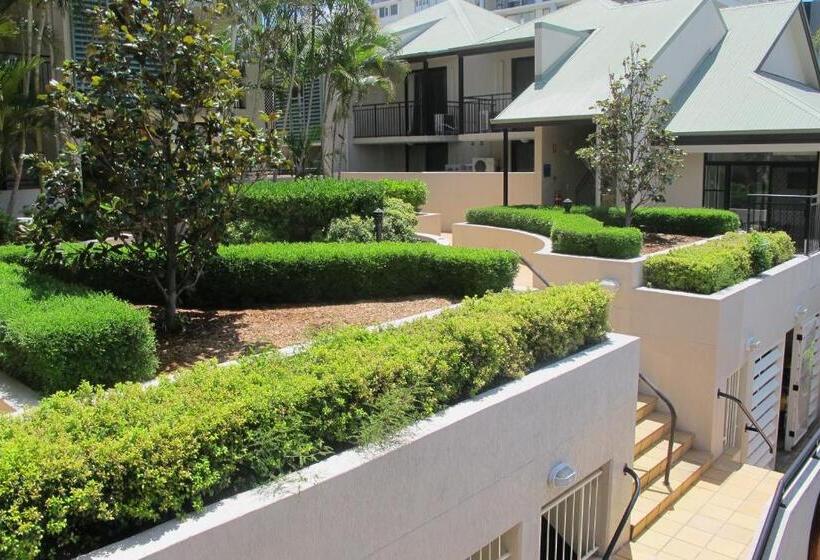 Отель Spring Hill Mews Apartments