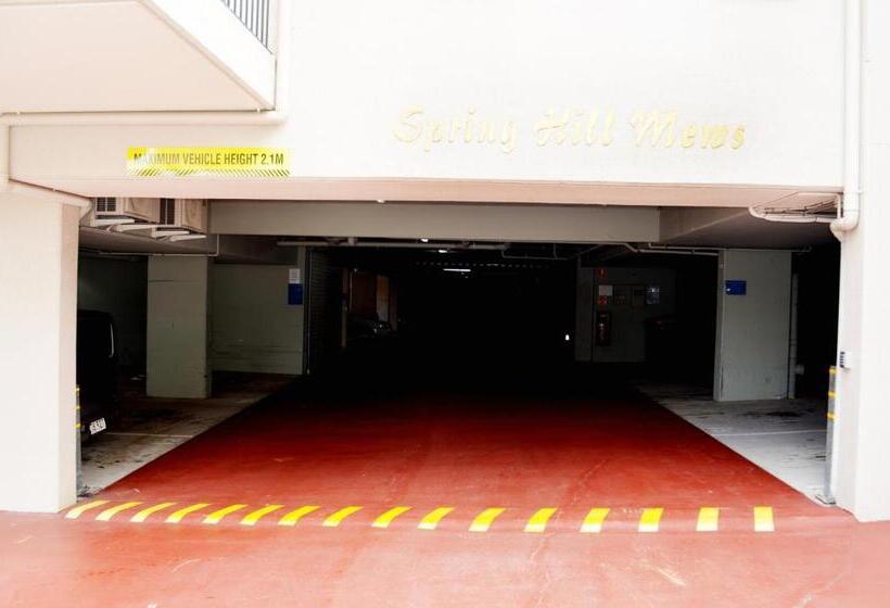 Отель Spring Hill Mews Apartments