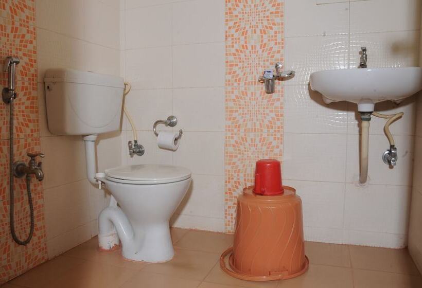 هتل Srinidhi Residency