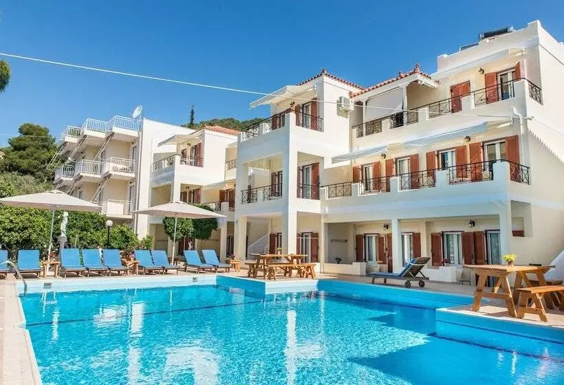 Kostis Villas