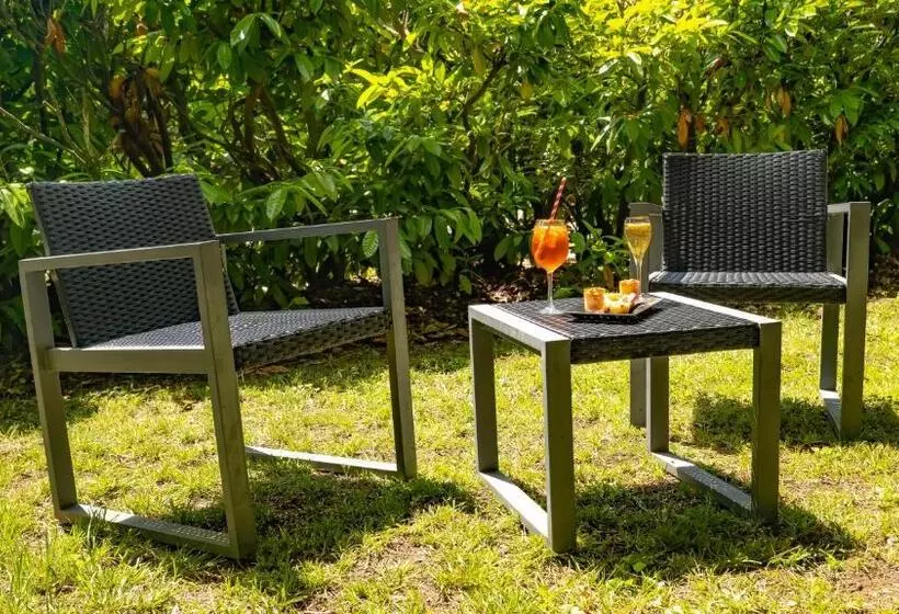 Logis Hotels Au Colombier Du Touron