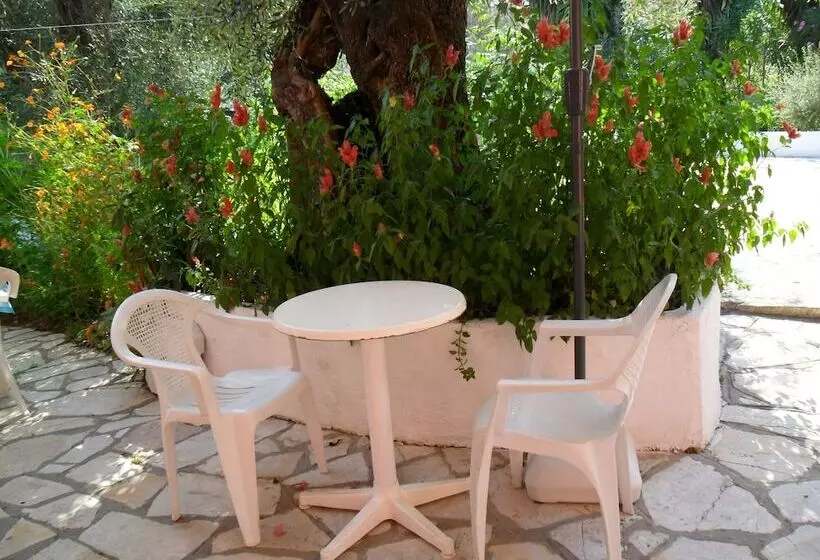 Marilena Apartments & Studios