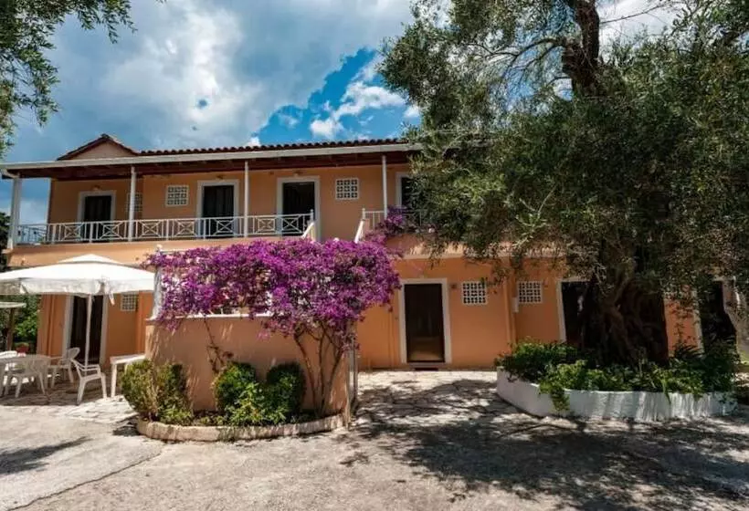 Marilena Apartments & Studios