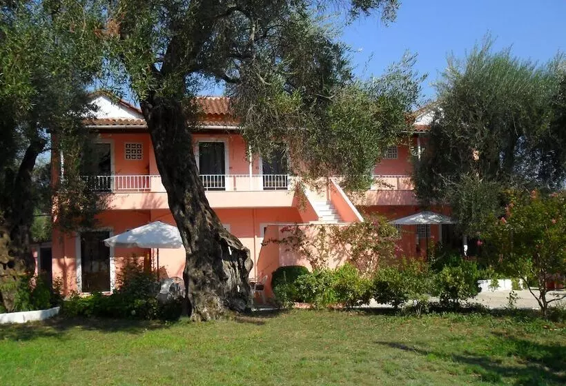 Marilena Apartments & Studios