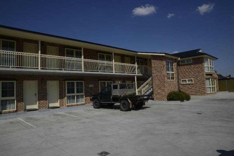 فندق على الطريق Heritage Inn Bathurst