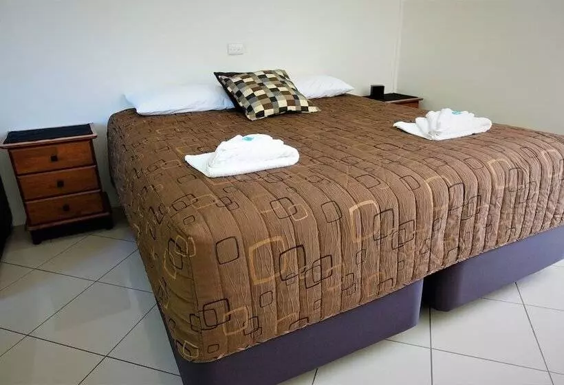 Motel Pacific Palms Motor Inn