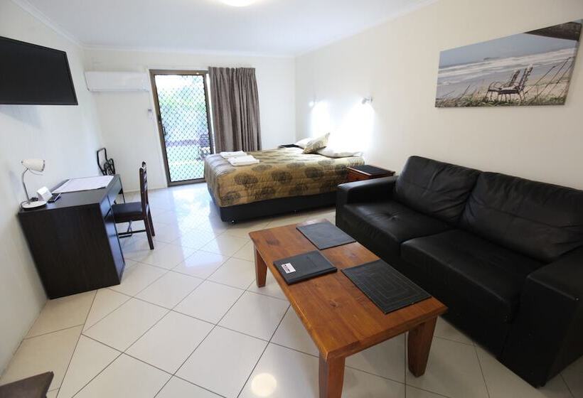 فندق على الطريق Pacific Palms Motor Inn