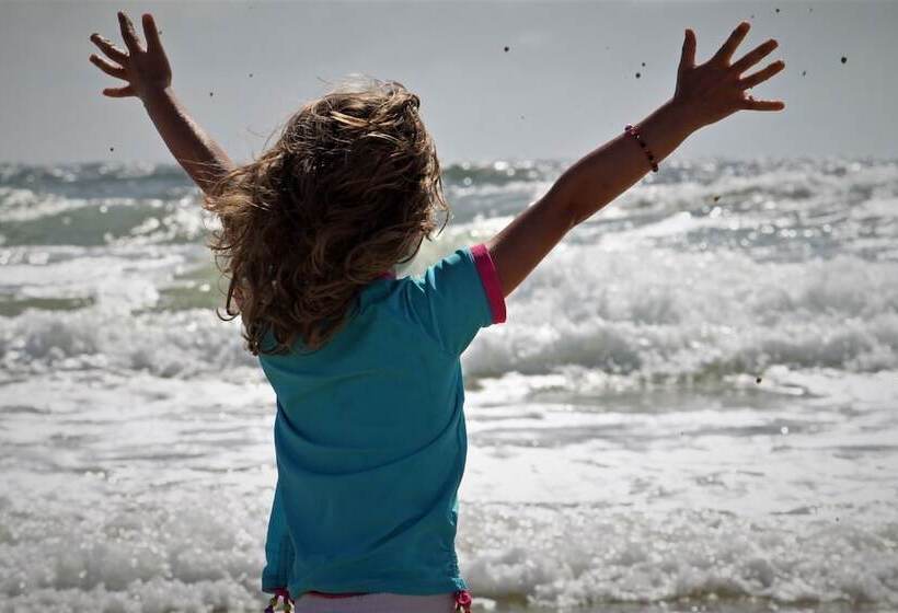 فندق على الطريق Pacific Palms Motor Inn