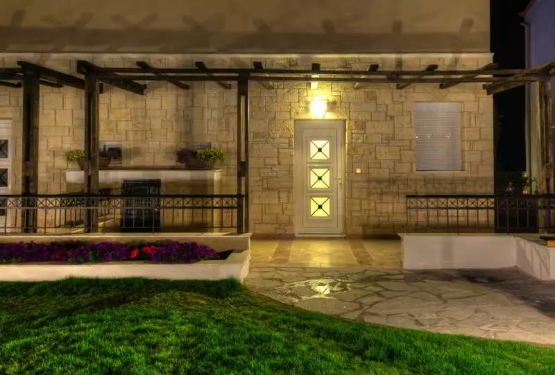 Sunny Villas Resort & Spa