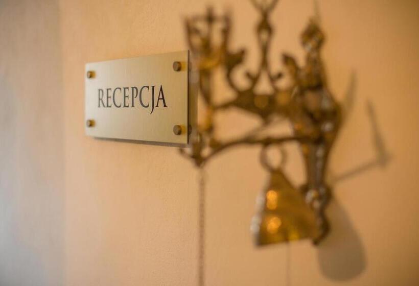 בית מלון כפרי Zajazd Biskupi