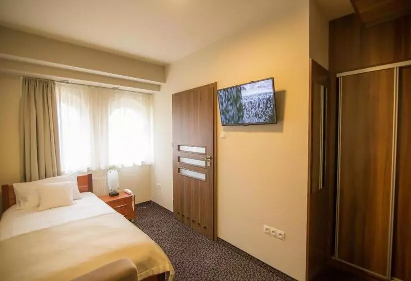 ホテル Zajazd Biskupi