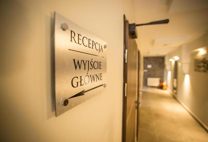 בית מלון כפרי Zajazd Biskupi