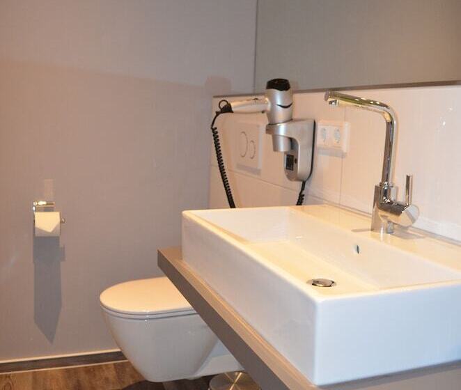 Ziegenbruch S Hotel & Restaurant