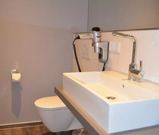 Ziegenbruch S Hotel & Restaurant