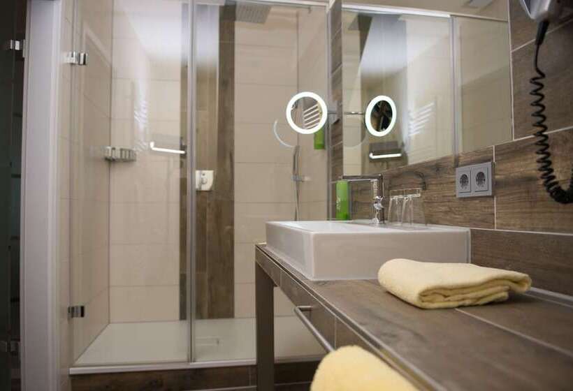 Ziegenbruch S Hotel & Restaurant