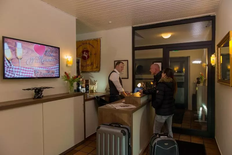 Ziegenbruch S Hotel & Restaurant