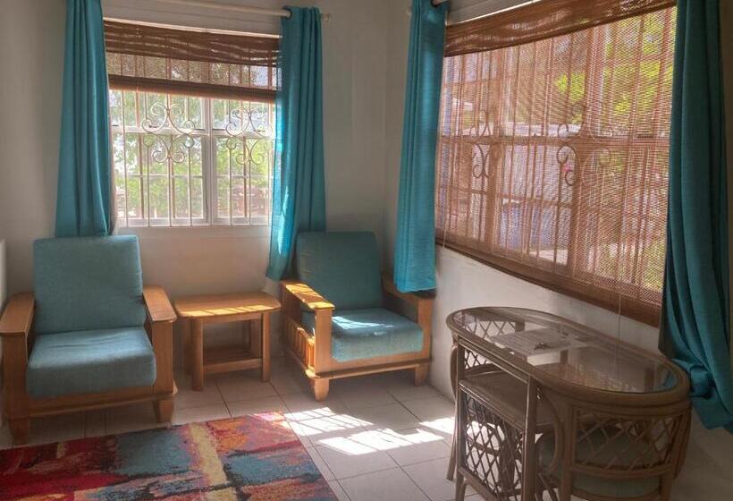 هاستل The Lodge Antigua