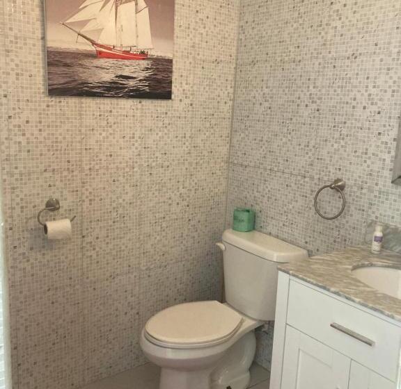 هاستل The Lodge Antigua