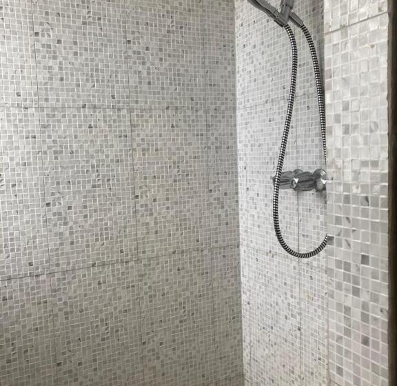 هاستل The Lodge Antigua