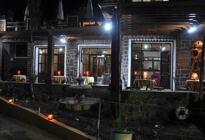مبيت وإفطار Auberge Atlas Tichka