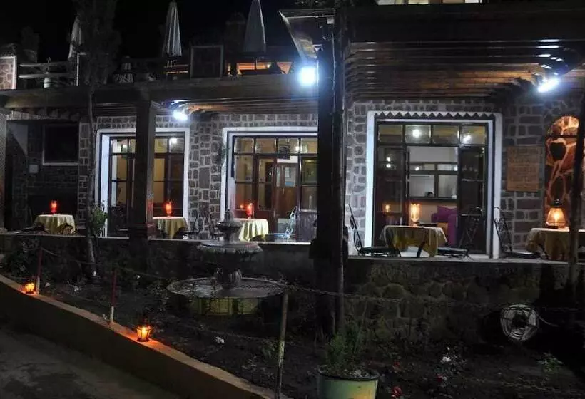 مبيت وإفطار Auberge Atlas Tichka