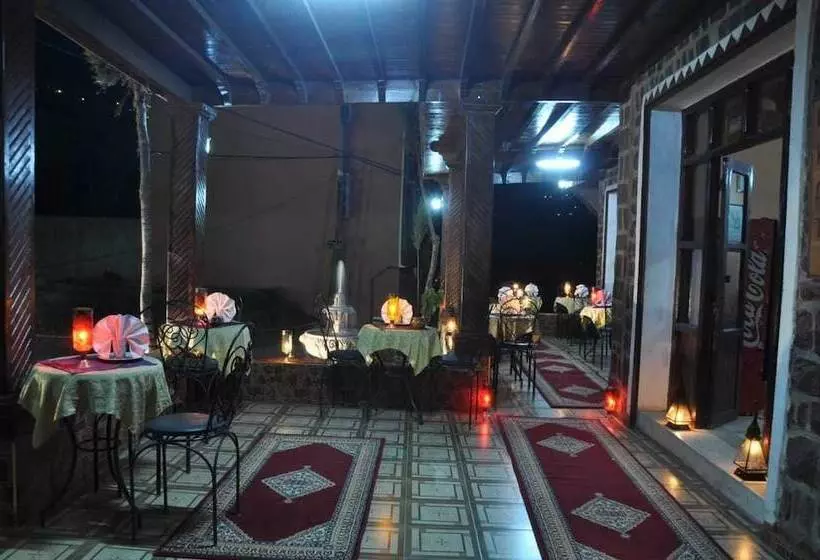 مبيت وإفطار Auberge Atlas Tichka
