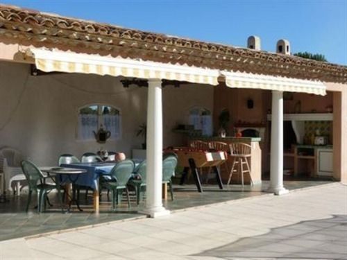 住宿加早餐  Les Jardins Du Golf