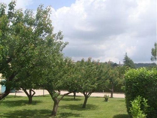 住宿加早餐  Les Jardins Du Golf