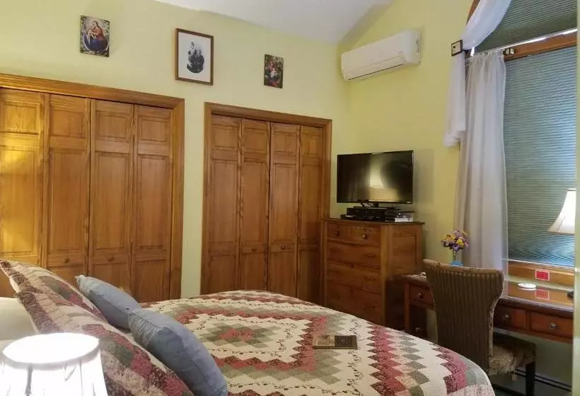 住宿加早餐  The Roselea