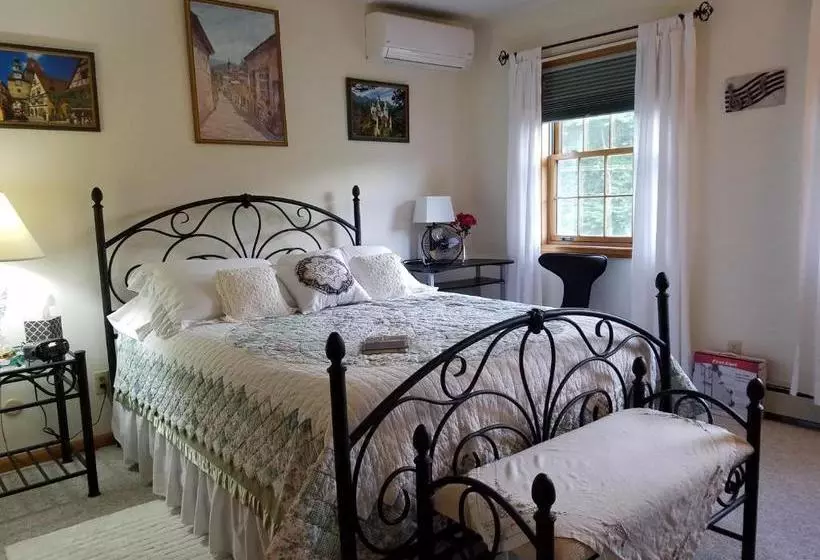 住宿加早餐  The Roselea