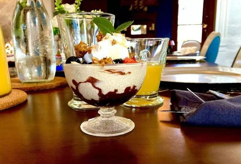 Coppersmith Inn Bed And Breakfast