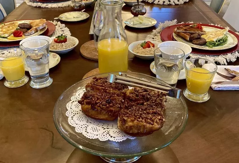 Coppersmith Inn Bed And Breakfast