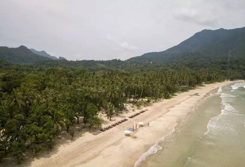 Daluyon Beach And Mountain Resort